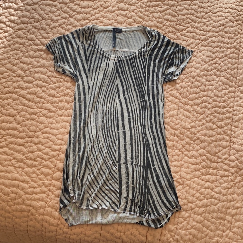 JOE’S JEANS Tee Shirt Black White Zebra Print Small